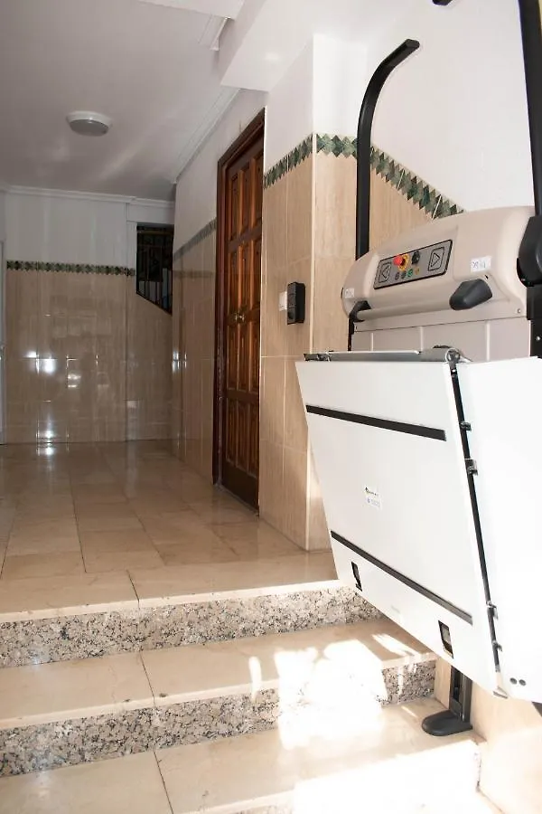 Alojamiento Entero, A 15 Minutos De Zona Centro Con Plaza De Aparcamiento Opcional Cordoba