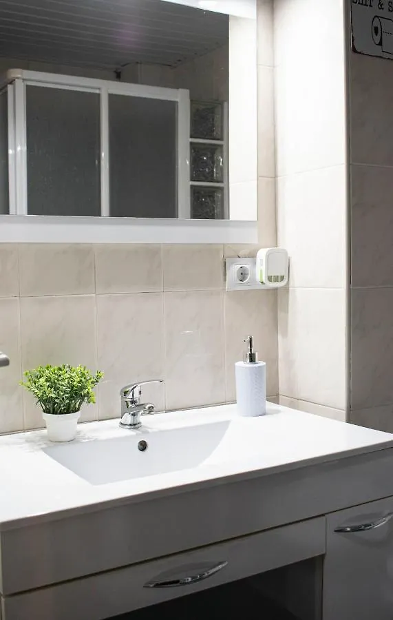 Apartment Alojamiento Entero, A 15 Minutos De Zona Centro Con Plaza De Aparcamiento Opcional Cordoba
